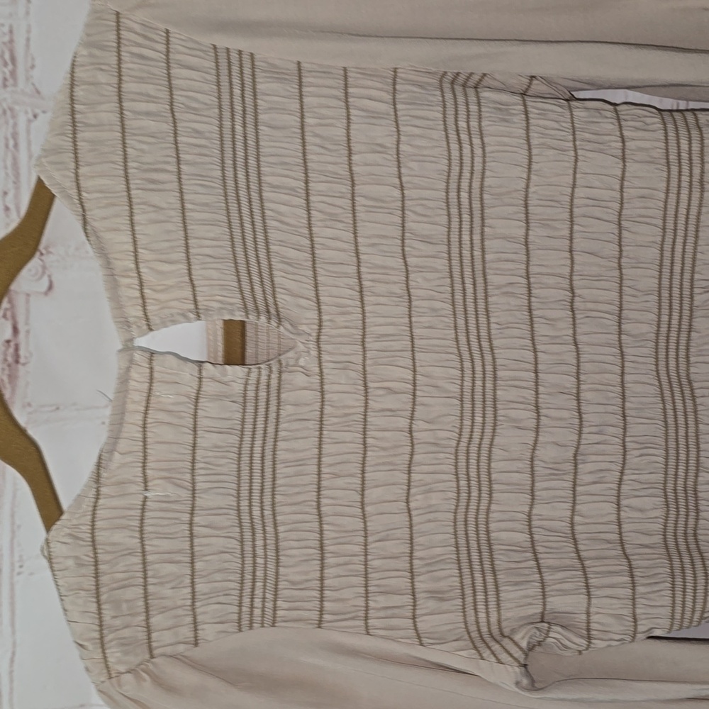 Mustard Seed Cream Long Sleeve Ruffle Bottom Blouse Womens Size L - Picture 10 of 14